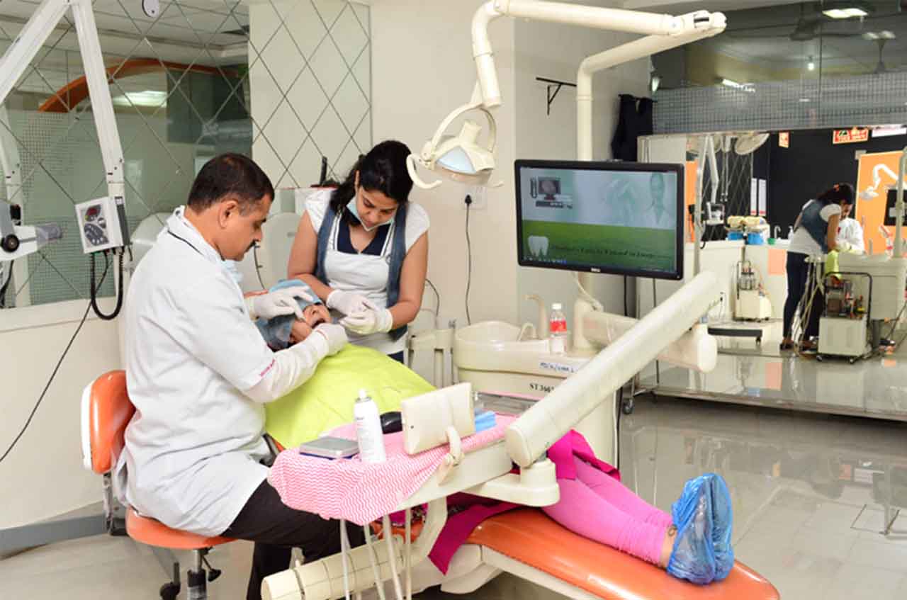 Sterile dental treatment room at Muskaan Dentals Gurgaon