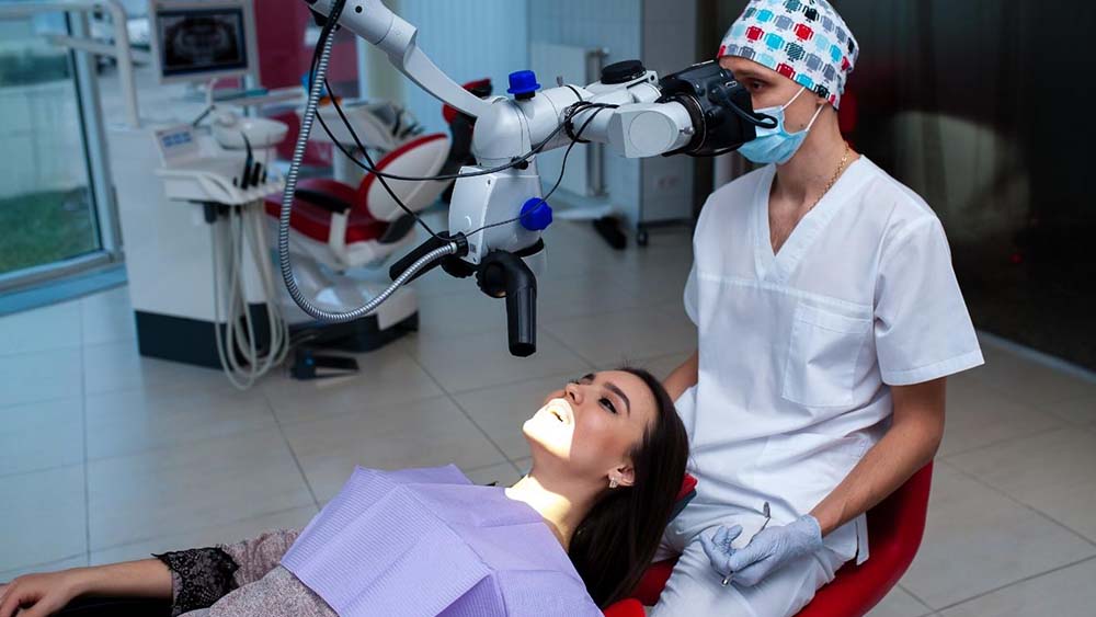 Dental crowns in Gurgaon at Muskaan Dentals