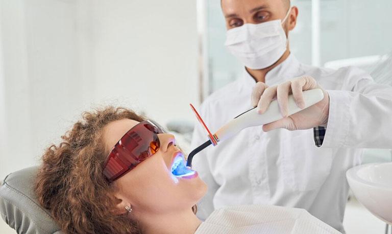Laser dentistry in Gurgaon at Muskaan Dentals — painless drill-free dental treatment with dental lasers