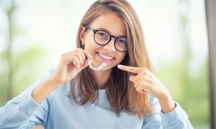 Invisalign clear aligners in Gurgaon at Muskaan Dentals — authorised Invisalign provider with ClinCheck 3D treatment planning